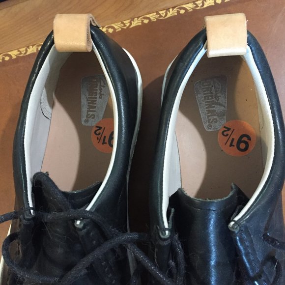 CLARKS LEATHER LOAFER SHOES SIZE 9.5 - Picture 5 of 7